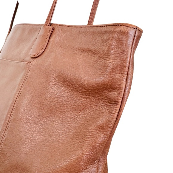 COACH Rare vintage large brown tote with zipper closure - Picture 11 of 16